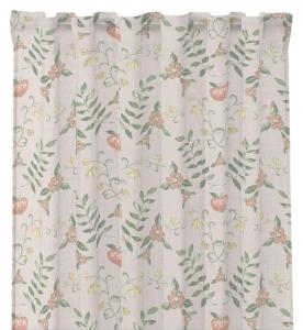 Gardin Rättvik med blommor och blad i grönt och rosa på linnefärgad bottenfärg