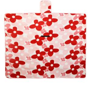 Picknickpläd HAPPY med stora blommor i rosa och rött