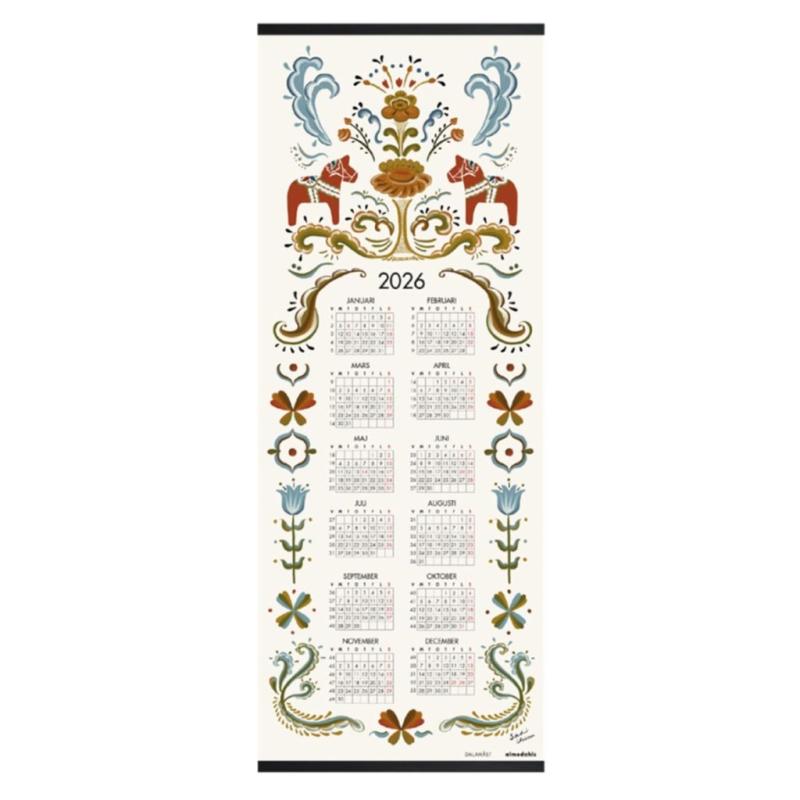 Almanacka DALAHÄST för 2026 som vepa med kurbitsmönster och dalahästar