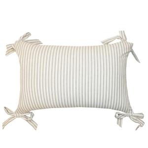 Kuddfodral ANNA, avlångt med smala ränder i linne och offwhite