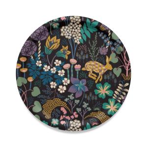 Rund Bricka Lyckeflykt, fantasifullt mönster med harar och blommor, Stl. diameter 38 cm. multi, svart