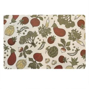 Plasttablett, tallriksunderlägg SKÖRDETID, med mönster av säsongens grönsaker. Beige botten