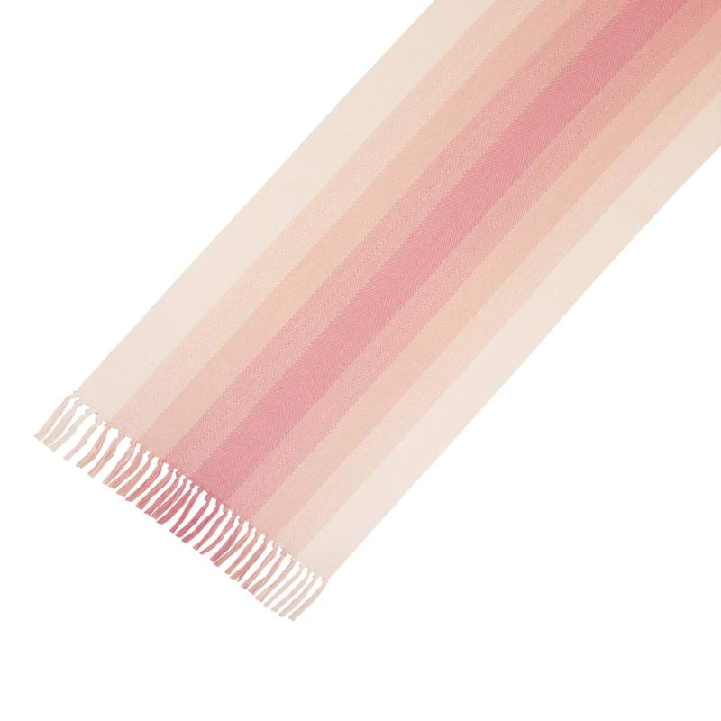 Bordslöpare HILMA med ränder som tonar ut från rosa till vitt. Frans i kortsidorna.