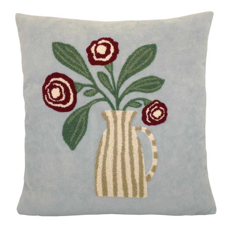 Kuddfodral HARRIET i blå teddykvalite med broderade vinfärgade blommor i en vas