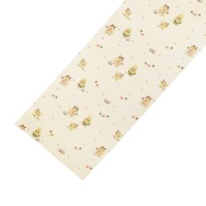 Påsklöpare HÖNÖ med tryckta påskägg, påskkycklingar och små blommor på offwhite bottenfärg