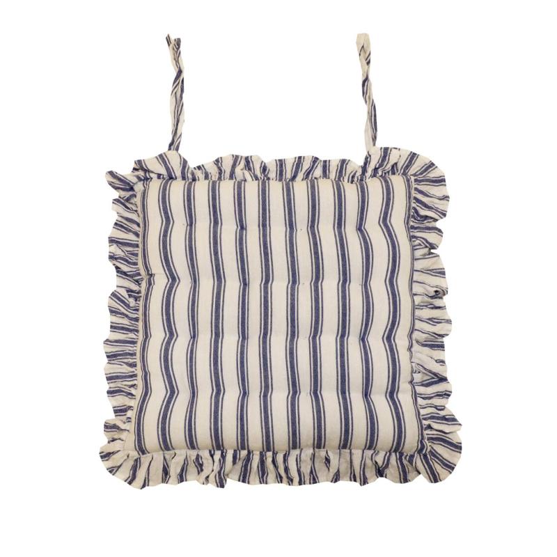 Stolsdyna MADICKEN randig i blått och offwhite med volang runt kanten