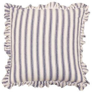 Kuddfodral MADICKEN randig i blått och offwhite med volang runt kanten