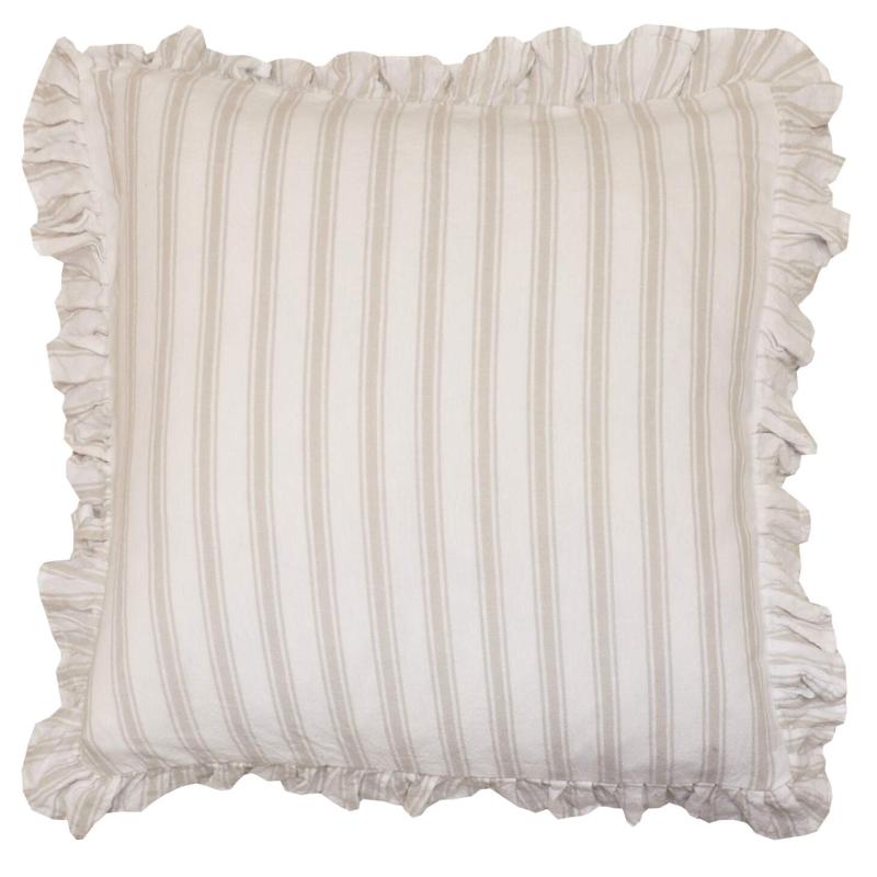 Kuddfodral MADICKEN randig i linnefärg och offwhite med volang runt kanten