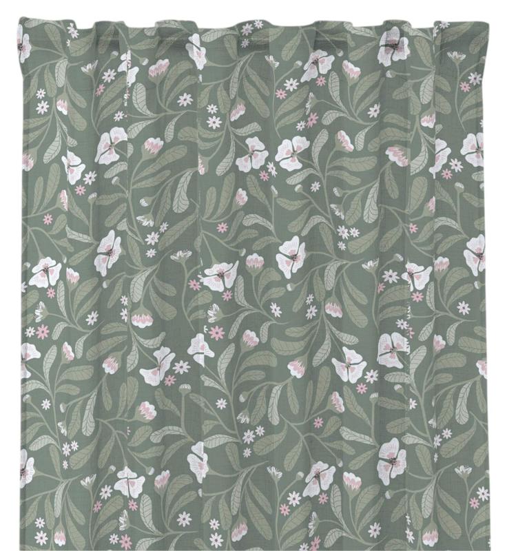 Gardin LOVIS med vita och rosa blommor och slingrande gröna blad på grön bottenfärg