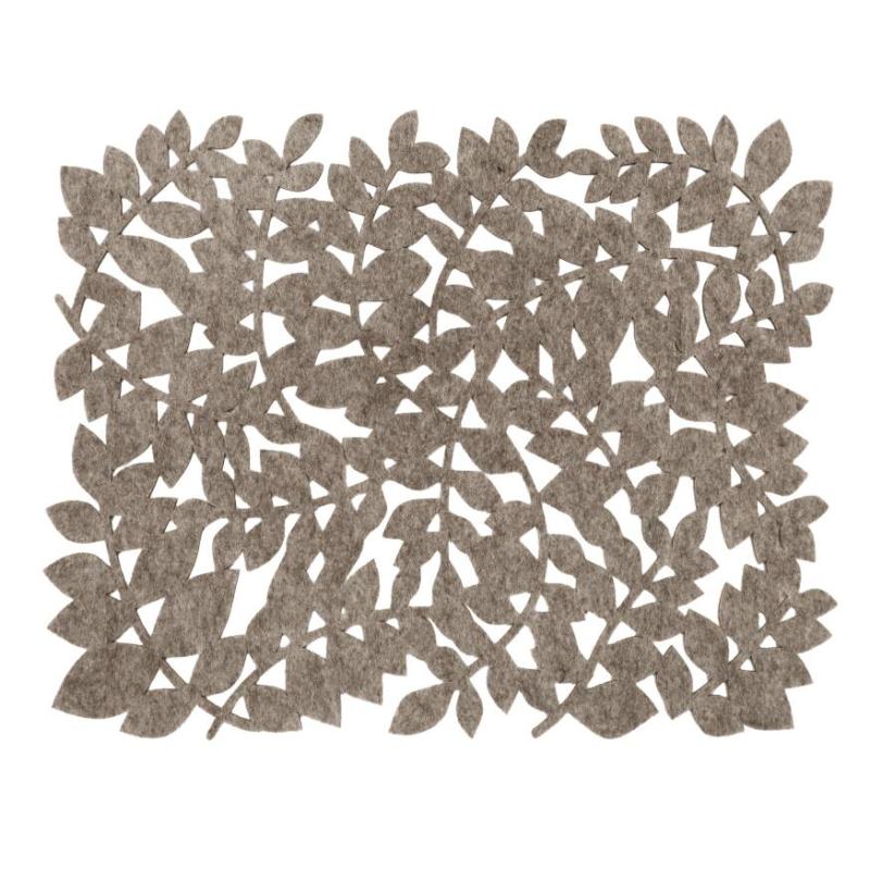 Bordstablett, tallriksunderlägg LEAVES i filtmaterial med utstansade löv i mullvad