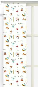 Panelgardin PIPPI PÅ CIRKUS, med tecknade motiv av Pippi Långstrump. Offwhite bottenfärg