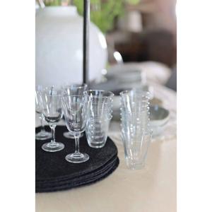 Tablett SIGGE, enfärgad i jute, stl. diameter 38cm, rund, svart