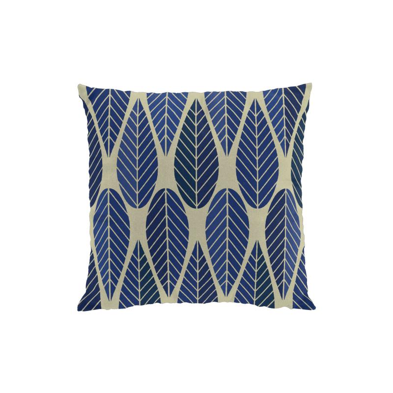 Kuddfodral BLADER (Culla), grafiskt retromönster med blad i blått på beige botten
