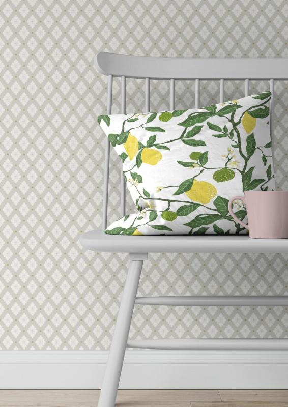 Kuddfodral CITRONTRÄD med gula citron på gröna kvistar, offwhite bottenfärg