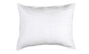 Kuddfodral ALLY, enfärgad randig med lyster, vit