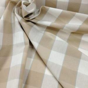 Gripsholmsruta på metervara i bomull, beige/vit