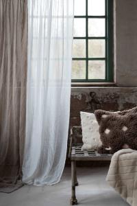 Gardinlängd CAROLINE, enfärgad, grå