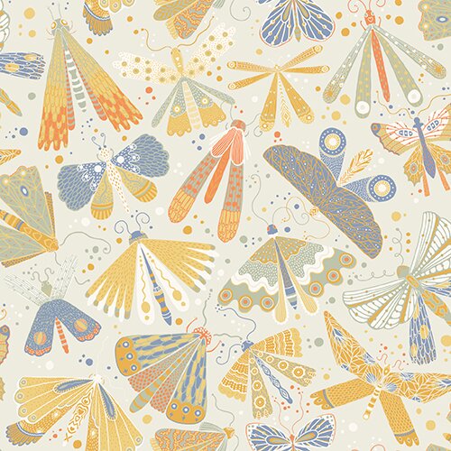 Tapet Flyga, Längtan, fantasifulla fjärilar i orange, gult och blått. Svagt ljusgrå botten.