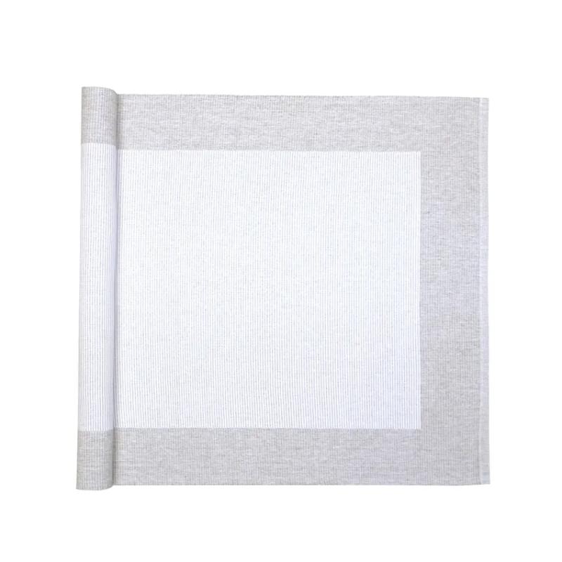 Löpare POPPY i ljusgrått och vitt med mörkare ljusgrå ram runt kanterna, stl.45x140cm