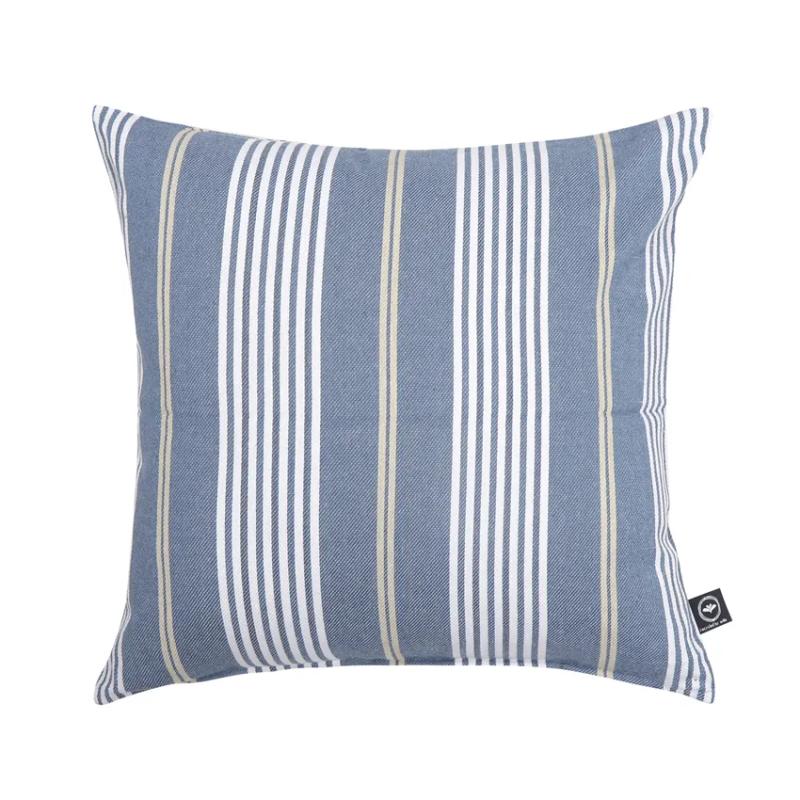 Kuddfodral HAMPUS, återvunnet material, randig i marin stil i gråblått, offwhite och beige