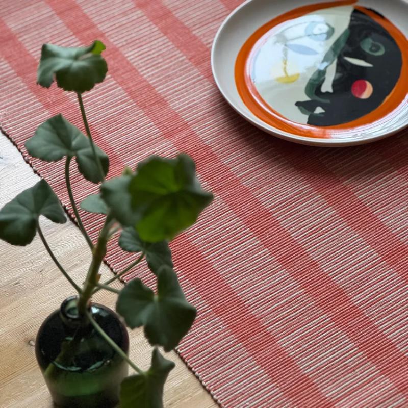 Löpare MINNA randig i rost och linnefärgat melerat garn