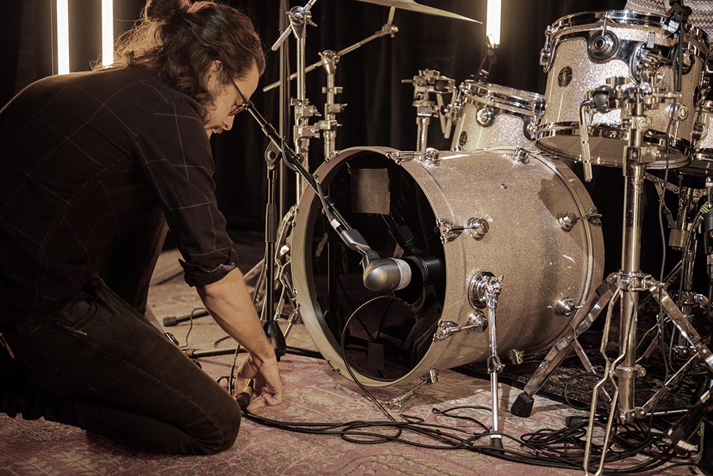 BETA 52A - Kick Drum Microphone - Shure Middle East and Africa