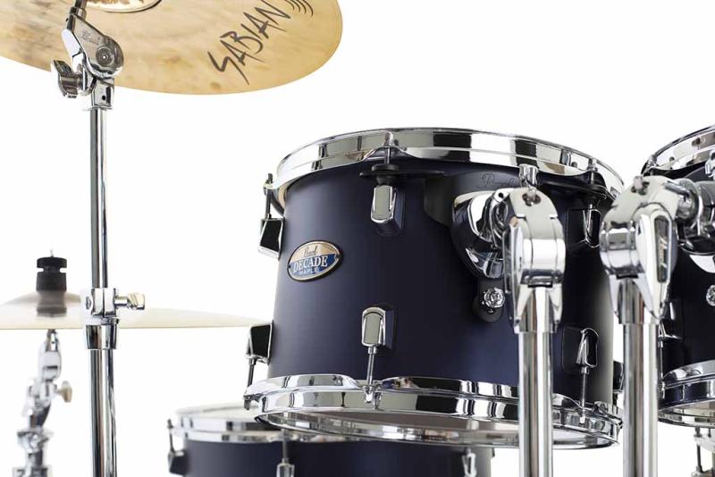 Decade Maple 5 pc Drum Set with HWP830 in #207 Ultra Marine Velvet