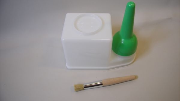 LIM KYRKA 1,5 Liter TS-BOY Lim behållare håller lim samt pensel så att ...