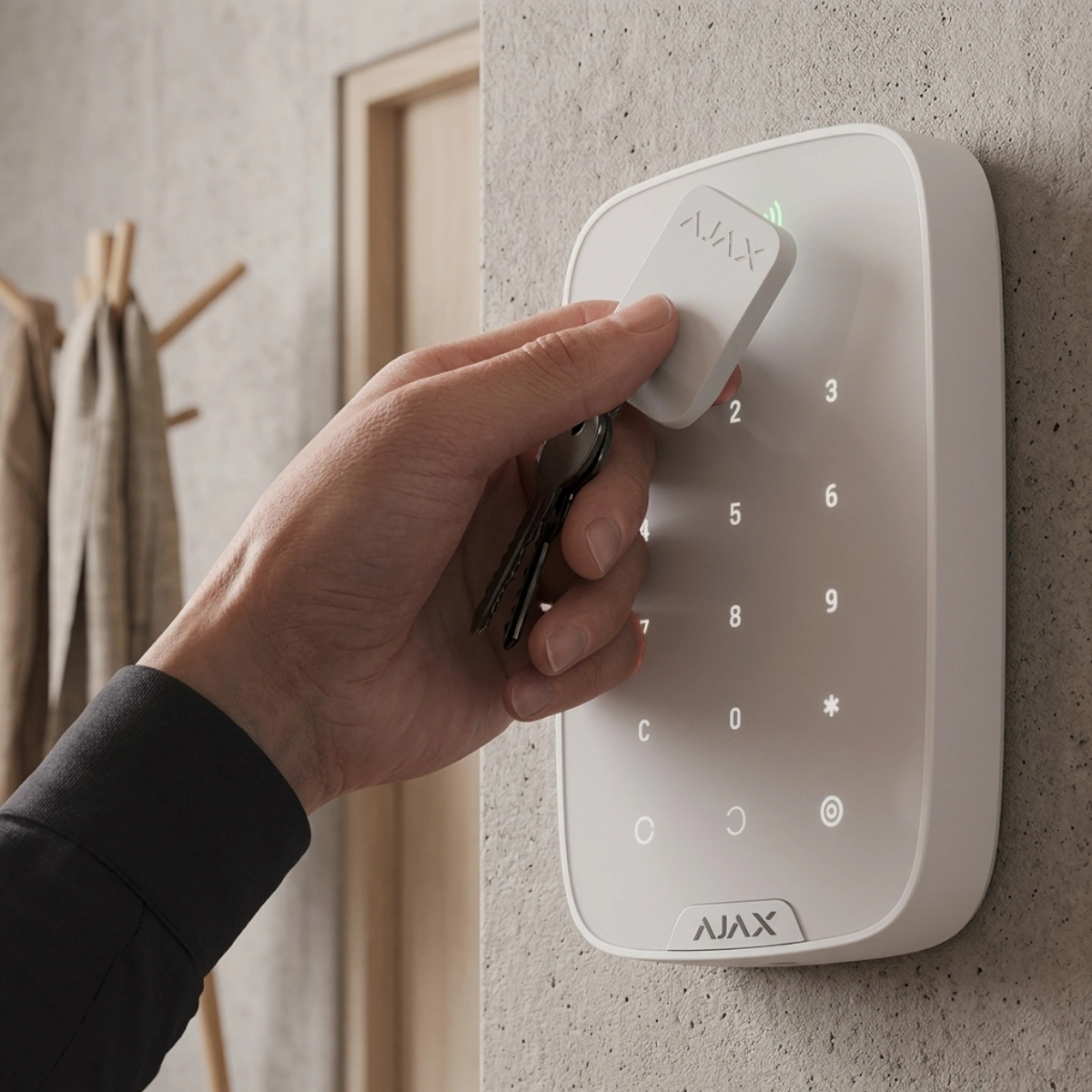 Ajax KeyPad Plus Trådløst Betjeningspanel med RFID – Hvid
