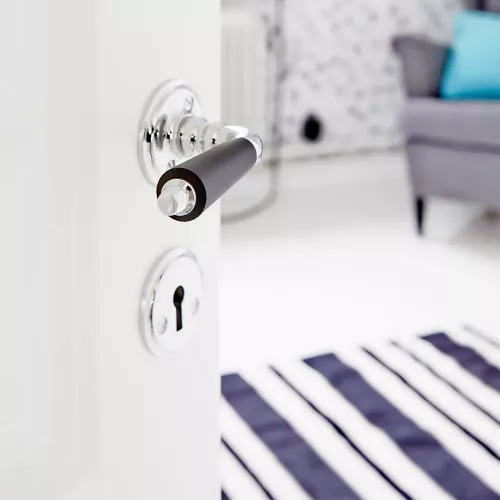 Indvendigt Dørgreb A6782 Krom/Sort, Habo 13706