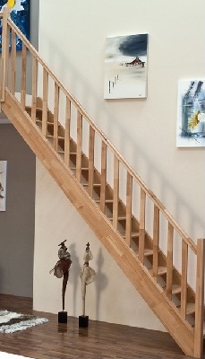 TRAPPRÄCKE PRIMA BOK TRÄ 1SIDA