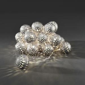 Lyskæde Med 24 Små Sølvfarvede Metalkugler Varm Hvid LED IP20 Konstsmide