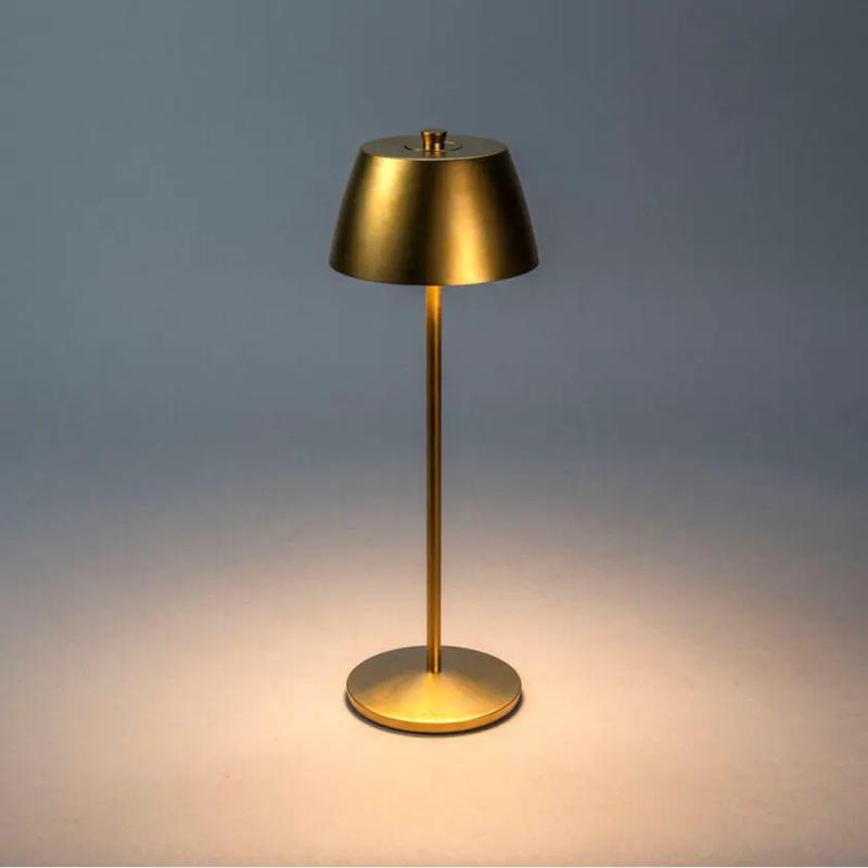 Èze Bordlampe USB 3.7V 2200K-3000K IP54 Mat Guld Konstsmide