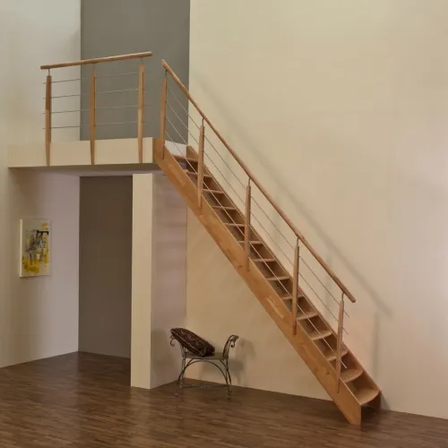 LOFTTRAPPA PRIMA RAK GRAN UTAN SÄTTSTEG