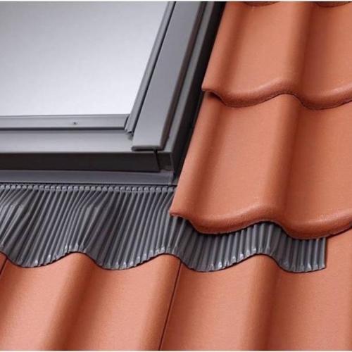 Intäckningsplåtar till takfönster Profilerat tak EDW