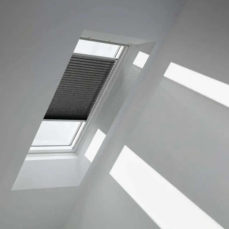 1140x700 SK01Velux Isolerande Dubbelplissé Integra Solar (550x700 CK01, 1047-Charcoal)