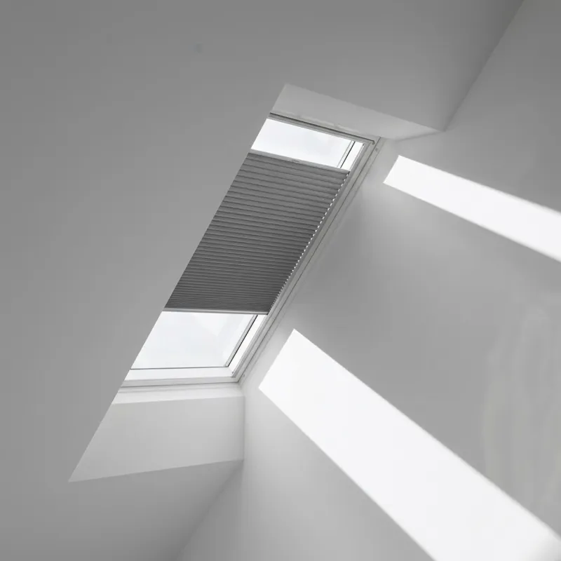 1140x700 SK01Velux Isolerande Dubbelplissé Integra Solar (550x700 CK01, 1158-Grey)