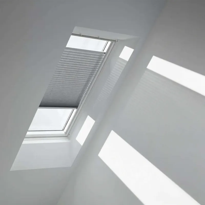 1140x700 SK01Velux Isolerande Dubbelplissé Integra Solar (550x780 CK02, 1158-Grey)