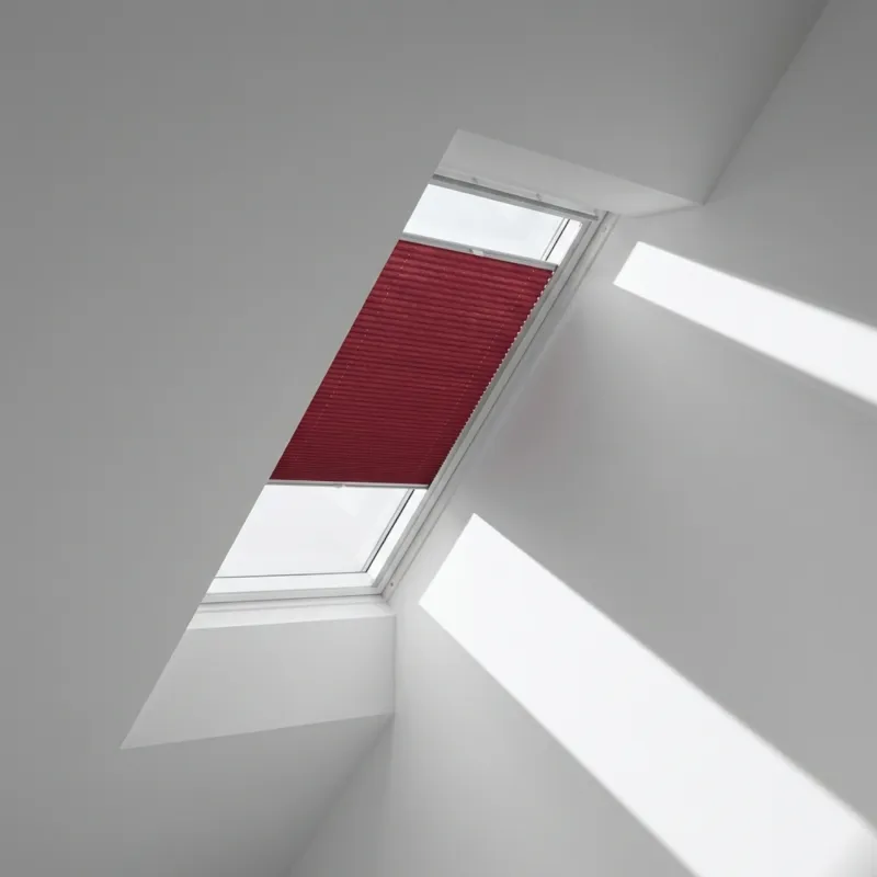 1140x700 SK01Velux Isolerande Dubbelplissé Integra Solar (550x780 CK02, 1162-Cherise)