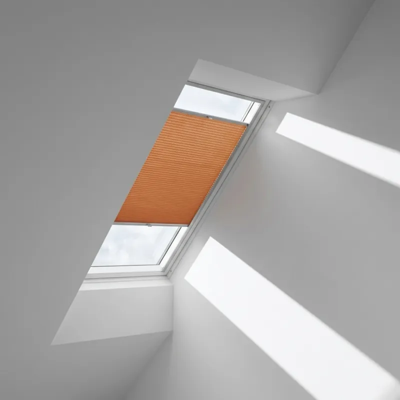 1140x700 SK01Velux Isolerande Dubbelplissé Integra Solar (660x1400 FK08, 1161-Orange)