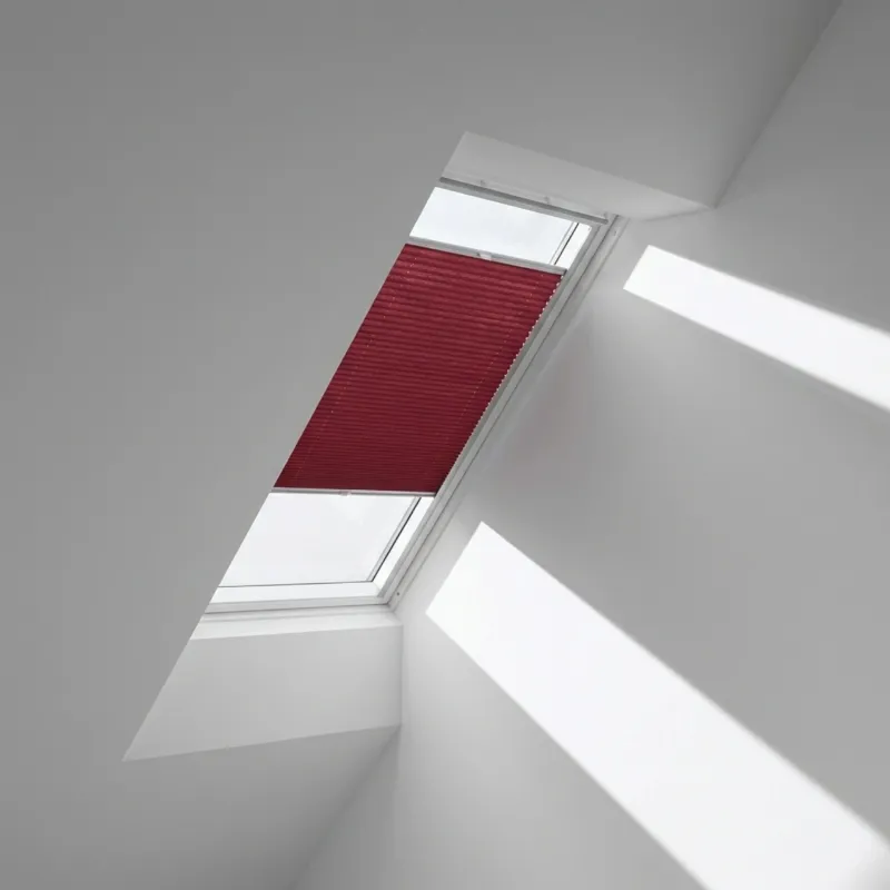 1140x700 SK01Velux Isolerande Dubbelplissé Integra Solar (780x1180 MK06, 1162-Cherise)