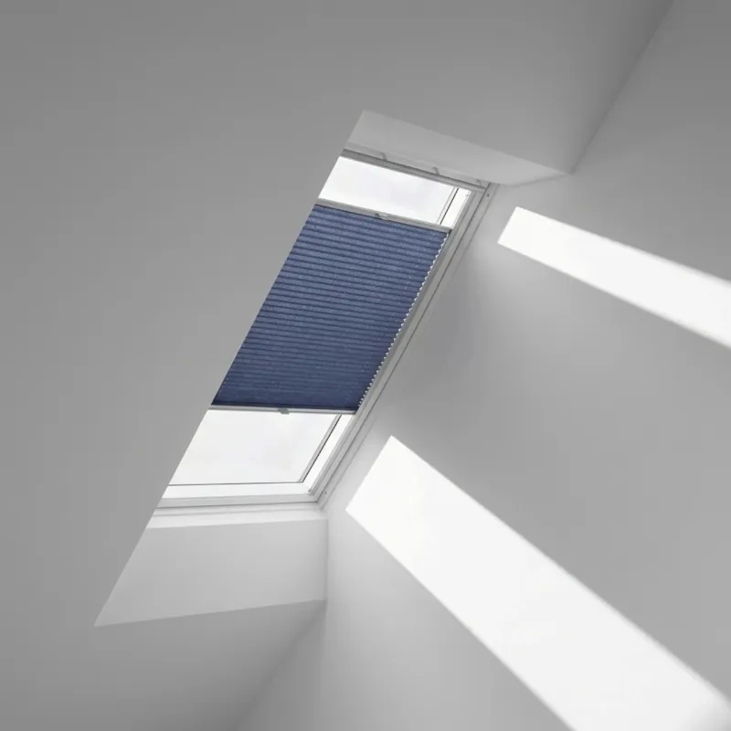 1140x700 SK01Velux Isolerande Dubbelplissé Integra Solar (940x1600 PK10, 1156-Blue)