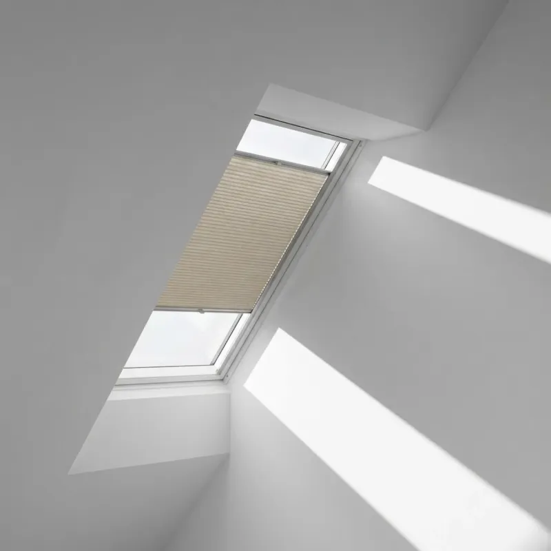 1140x700 SK01Velux Isolerande Dubbelplissé Integra Solar (1140x1180 SK06, 1155-Beige)