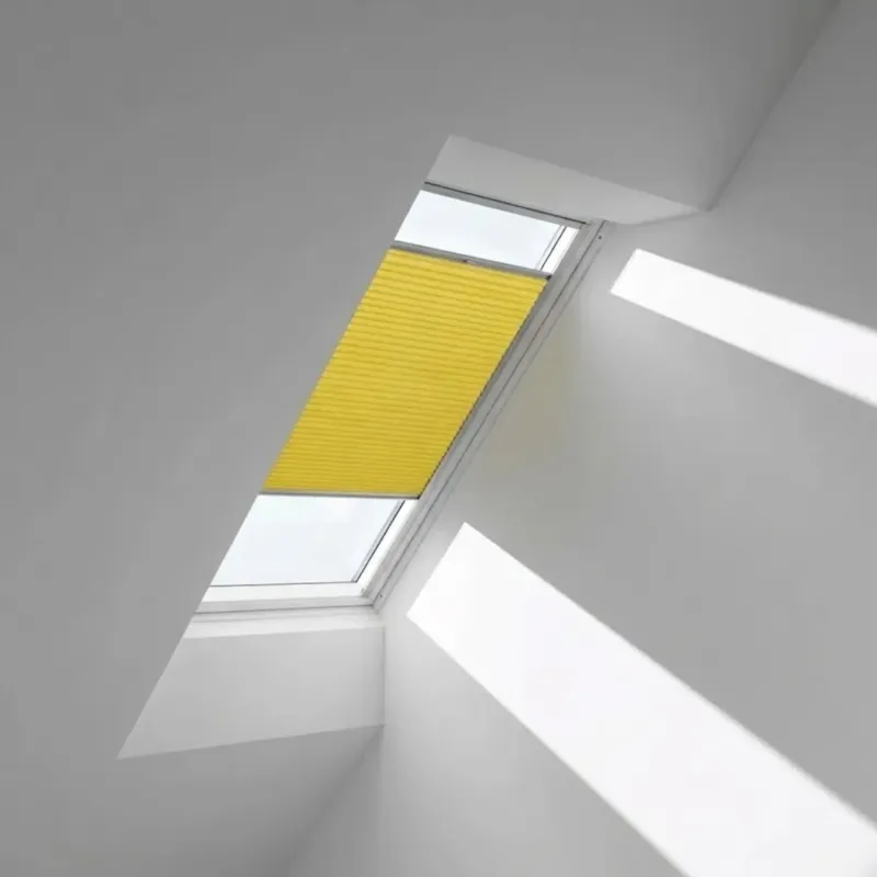 1140x700 SK01Velux Isolerande Dubbelplissé Integra Solar (1140x1180 SK06, 1160-Yellow)