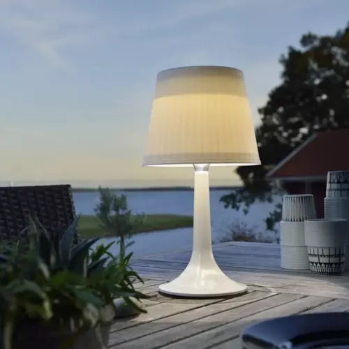 Assisi Bordlampe Solar LED IP44 Hvid Konstsmide