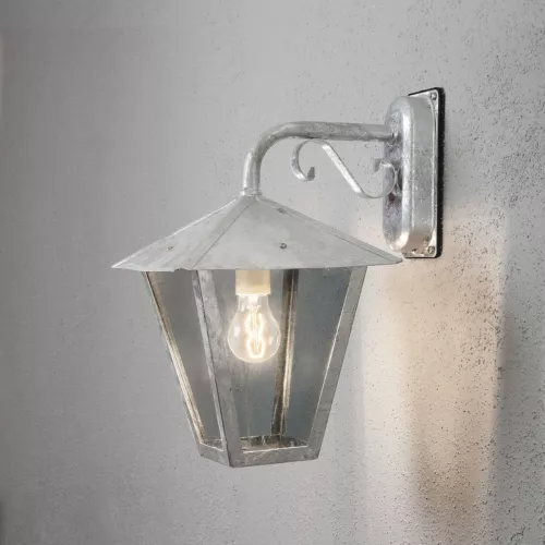 Benu Vägglykta Ned E27 230-240V IP23 Galvaniserad Konstsmide