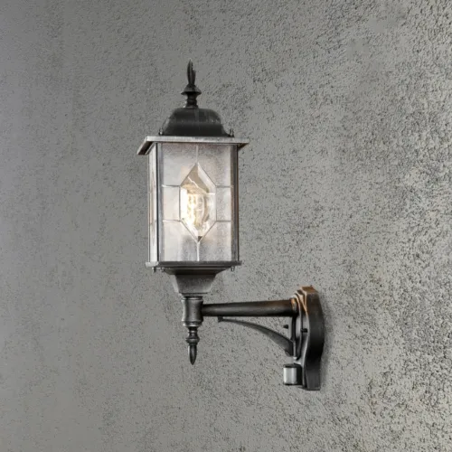Milano Væglampe PIR E27 230-240V IP43 Sort Konstsmide