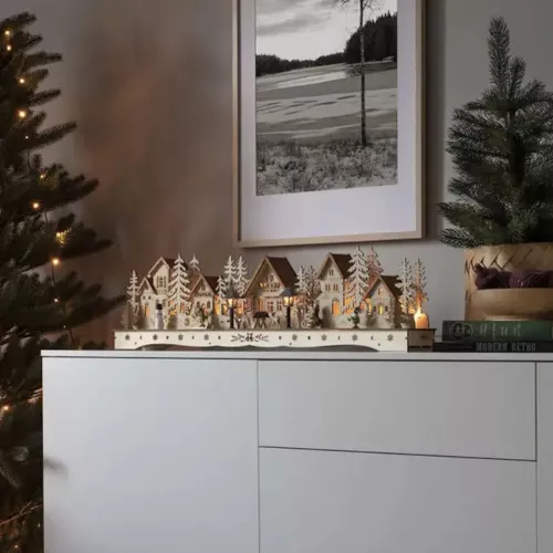 Silhuetmotivhuse I Række 18 Varmhvide LED IP20 Naturlig Konstsmide