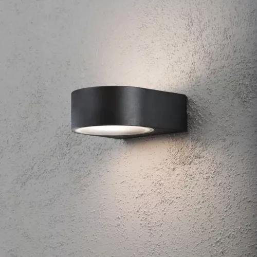 Teramo Væglampe E27 230-240V IP44 Sort Konstsmide