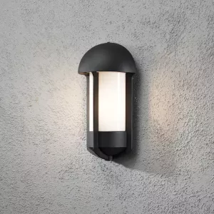 Tyr Vägglykta E27 230-240V IP23 Svart Konstsmide